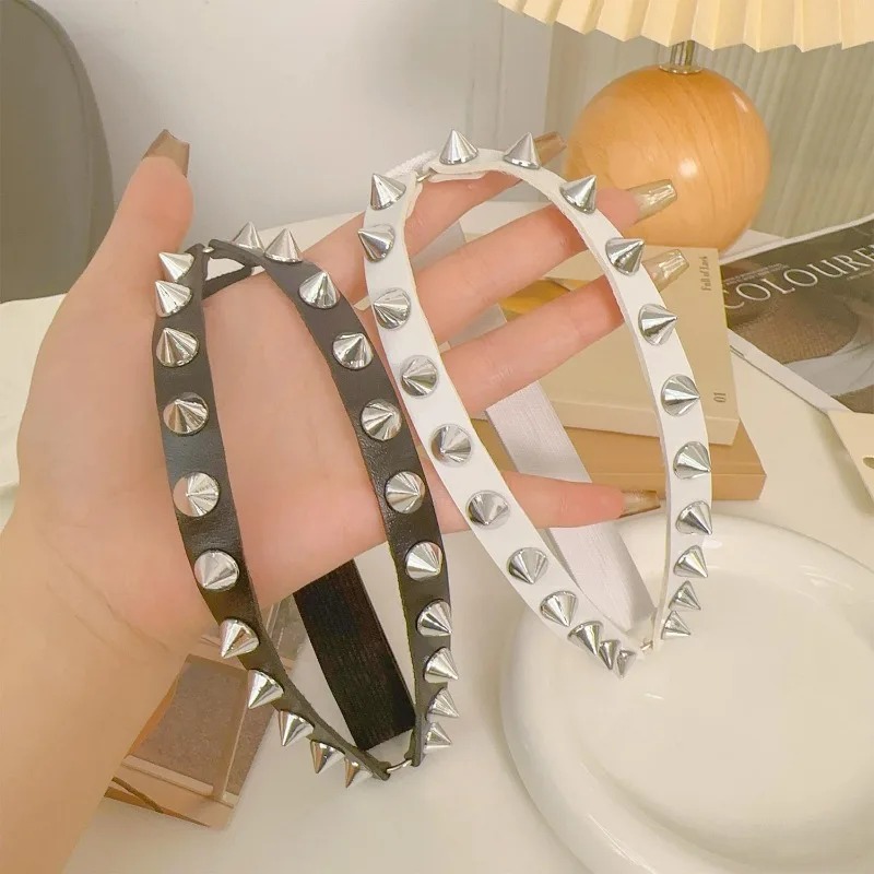 Double Row Cone Spike Leg Gart – Qualiti Body Jewelry Bewertung und Preis