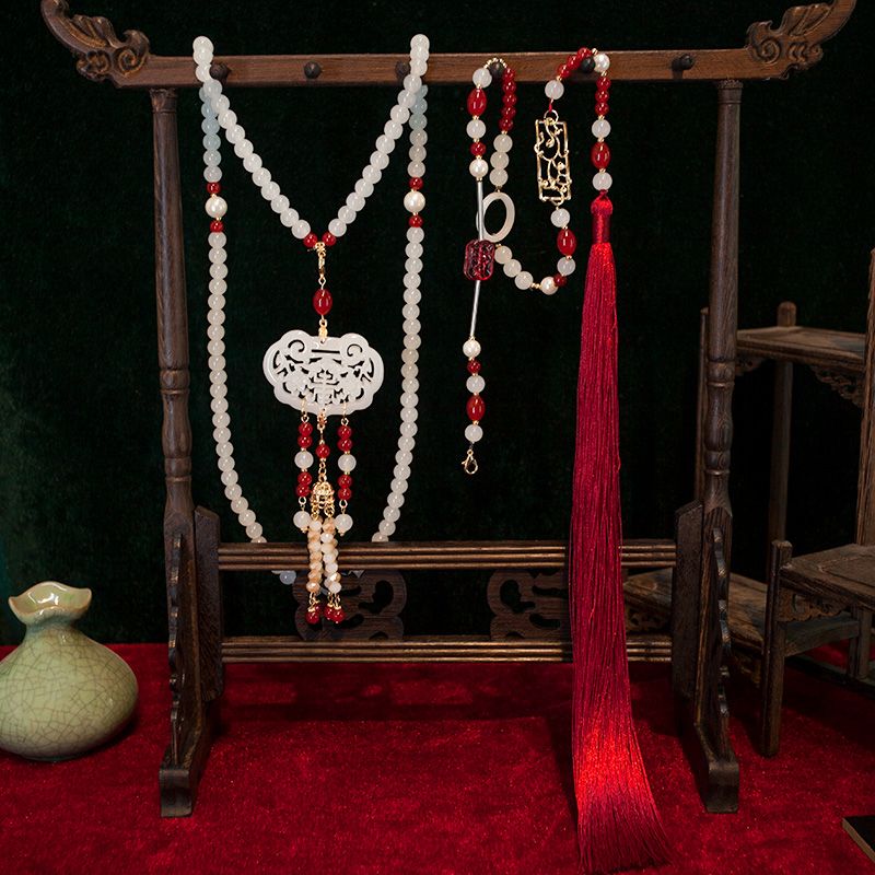 Backed Cloud, Yingluo, Versati – Body Jewelry Back Bewertung und Preis